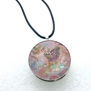 Statement Snap pendant with handmade 30mm snap SJ30 simple round StyleDot